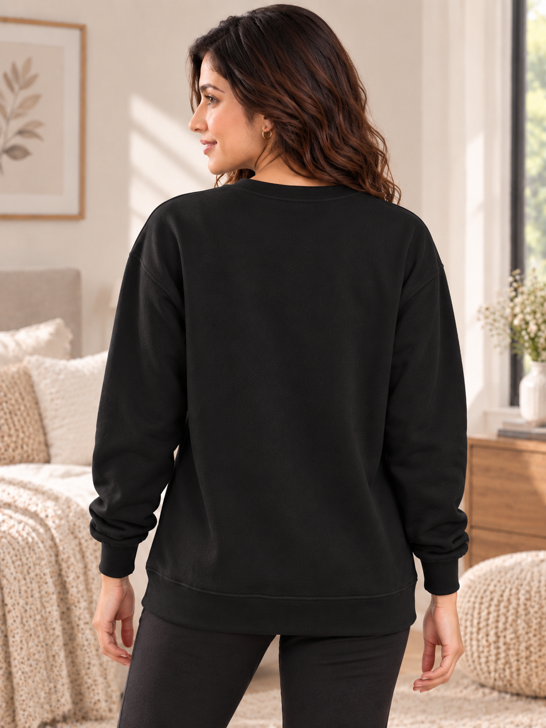 Karavya Black Solid Fleece Sweatshirt for Women – Classic Winter Essential